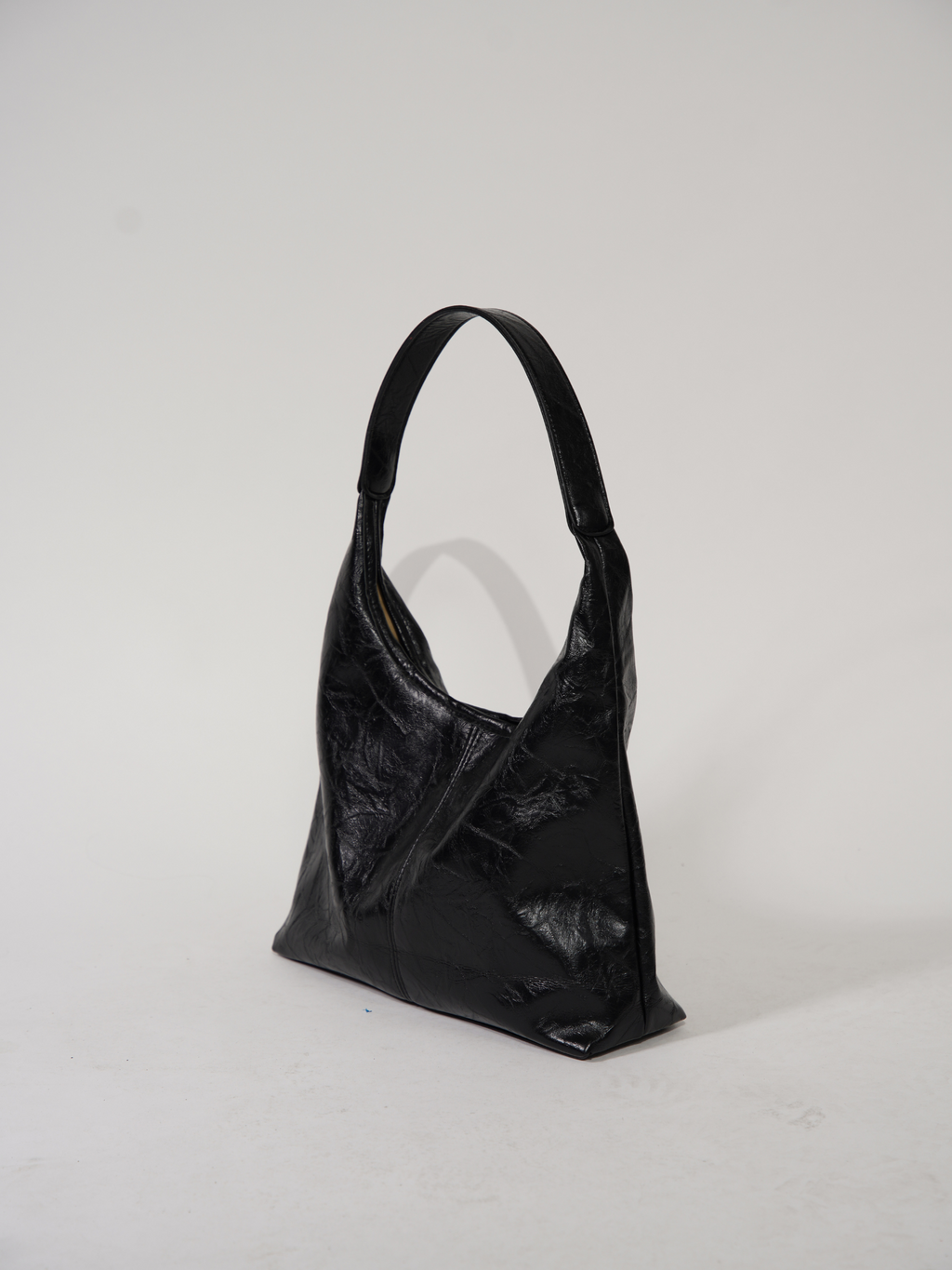 Vintage-Inspired Distressed Leather Tote