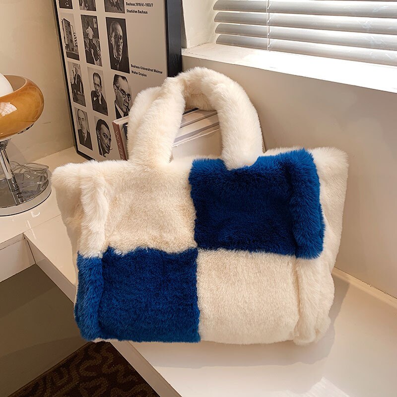 Dante Plush Handbag | Chic Winter Must-Have for Women
