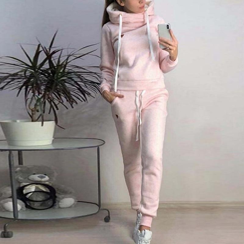 DROOM - Comfortable and Chic Warm Athletic Jogging Set